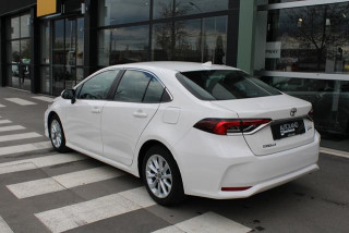 Toyota Corolla 1.5 Luna 
