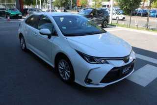 Toyota Corolla 1.5 Luna 