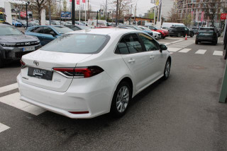 Toyota Corolla 1.5 Luna 