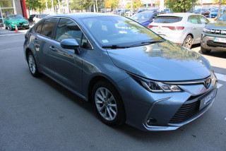 Toyota Corolla 1.6 LUNA 