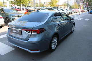 Toyota Corolla 1.6 LUNA 
