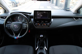 Toyota Corolla 1.6 LUNA 