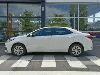 Toyota Corolla 1.6 Luna 