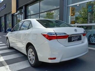 Toyota Corolla 1.6 Luna 