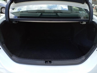 Toyota Corolla 1.6 Luna 