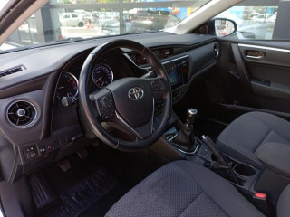 Toyota Corolla 1.6 Luna 