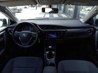 Toyota Corolla 1.6 Luna 