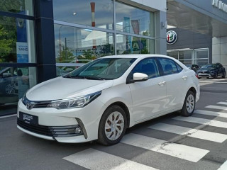Toyota Corolla 1.6 Luna 