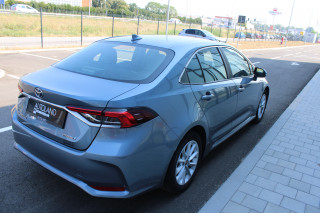 Toyota Corolla 1.8 Hyb. AUT 