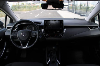 Toyota Corolla 1.8 Hyb. AUT 