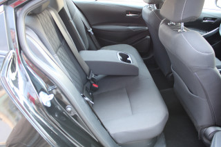 Toyota Corolla 1.8 Hyb. AUT 