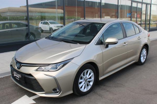 Toyota Corolla 1.8 Hyb. AUT 