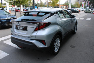 Toyota C-HR 1.8 HYBRID AUT 