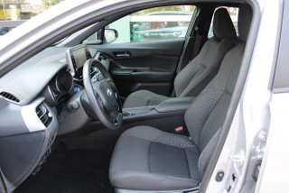 Toyota C-HR 1.8 HYBRID AUT 