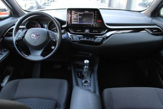 Toyota C-HR 1.8 HYBRID AUT 