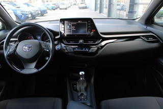 Toyota C-HR 1.8 HYBRID AUT 