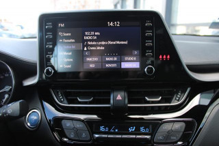 Toyota C-HR 1.8 HYBRID AUT 