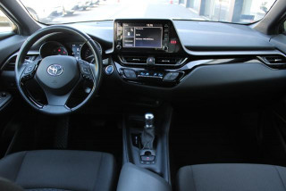 Toyota C-HR 1.8 HYBRID AUT 