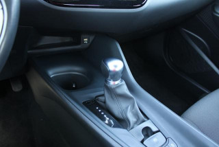 Toyota C-HR 1.8 HYBRID AUT 