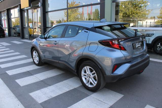 TOYOTA C-HR 1.8 HYBRID 
