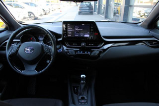 TOYOTA C-HR 1.8 HYBRID 