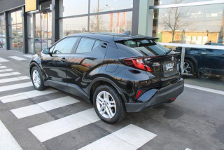 Toyota C-HR 1.8 HYBRID AUT 