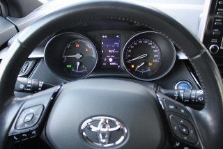 Toyota C-HR 1.8 HYBRID AUT 