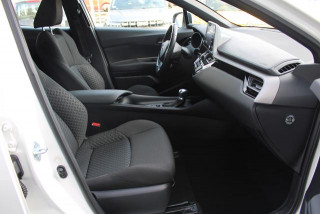 Toyota C-HR 1.8 HYBRID AUT 