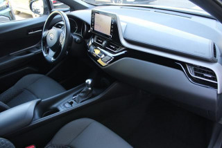 Toyota C-HR 1.8 HYBRID AUT 