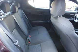 Toyota C-HR 1.8 HYBRID AUT 