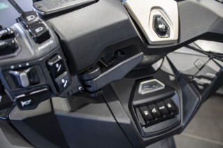 Kymco AK 575 PREMIUM 