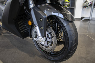 Kymco AK 575 PREMIUM 