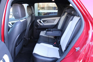 Land Rover Discovery Sport 2.0 R-DYNAMIC 4WD 