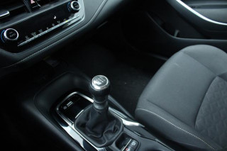 Toyota Corolla 1.2 Luna 