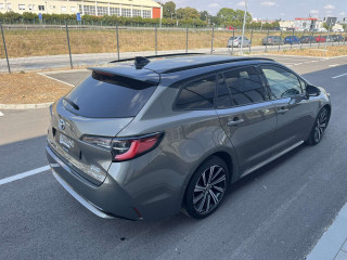 Toyota Corolla 1.8 Hyb. AUT 