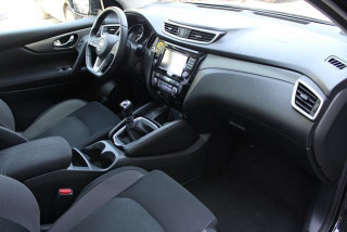 Nissan Qashqai 1.2 N-CONNECTA 