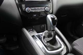 Nissan Qashqai 1.3 tCe EDC 