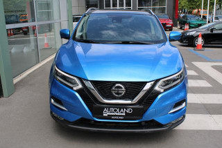 Nissan Qashqai 1.7 dCi 360 DCT 4WD 