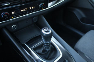 Nissan Qashqai 1.3 tCe SUN 