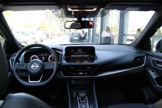 Nissan Qashqai 1.3 158 TEKNA CVT 