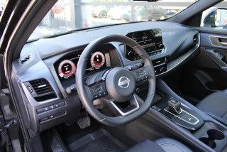 Nissan Qashqai 1.3 158 TEKNA CVT 