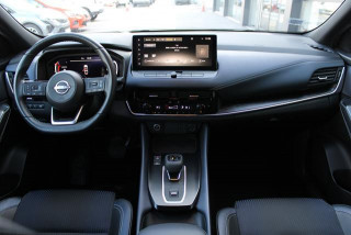 Nissan Qashqai 1.3 tCe HY.EDC TEKNA 