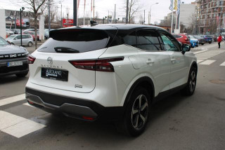 Nissan Qashqai 1.3 tCe HY. EDC 