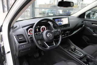 Nissan Qashqai 1.3 tCe HY. EDC 