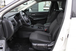 Nissan Qashqai 1.3 tCe HY. EDC 