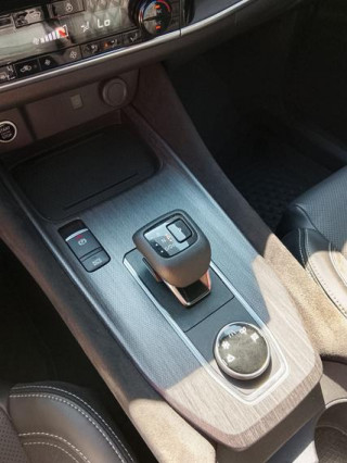 Nissan Qashqai 1.3 Tekna Plus 4x4 Hybrid 