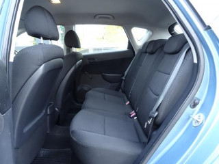 Hyundai i30 1.4i TNG GL 