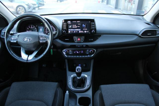 Hyundai i30 1.5 T-GDI 