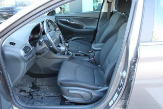 Hyundai i30 1.5 T-GDI 