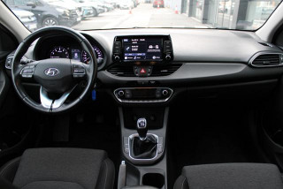 Hyundai i30 1.5 DPI 